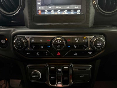 2022 Jeep WRANGLER UNLIMI Base