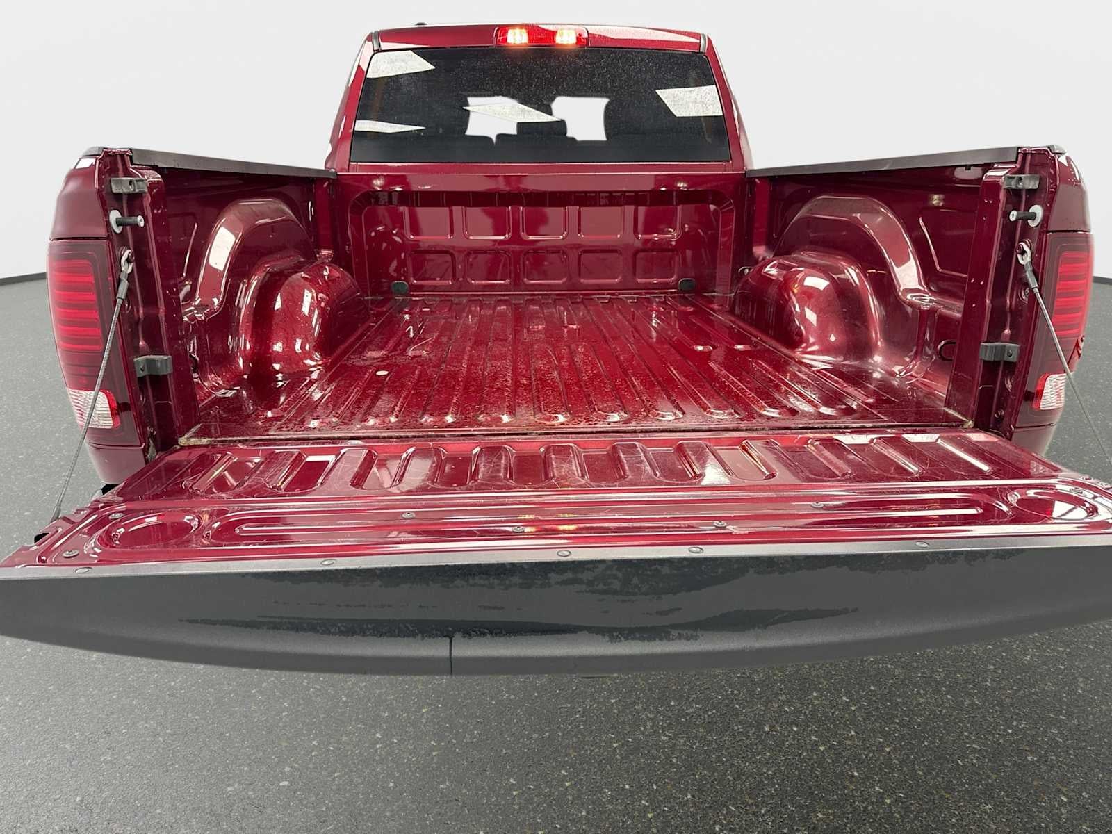 2022 RAM 1500 Classic Warlock Quad Cab 4x4 6'4" Box