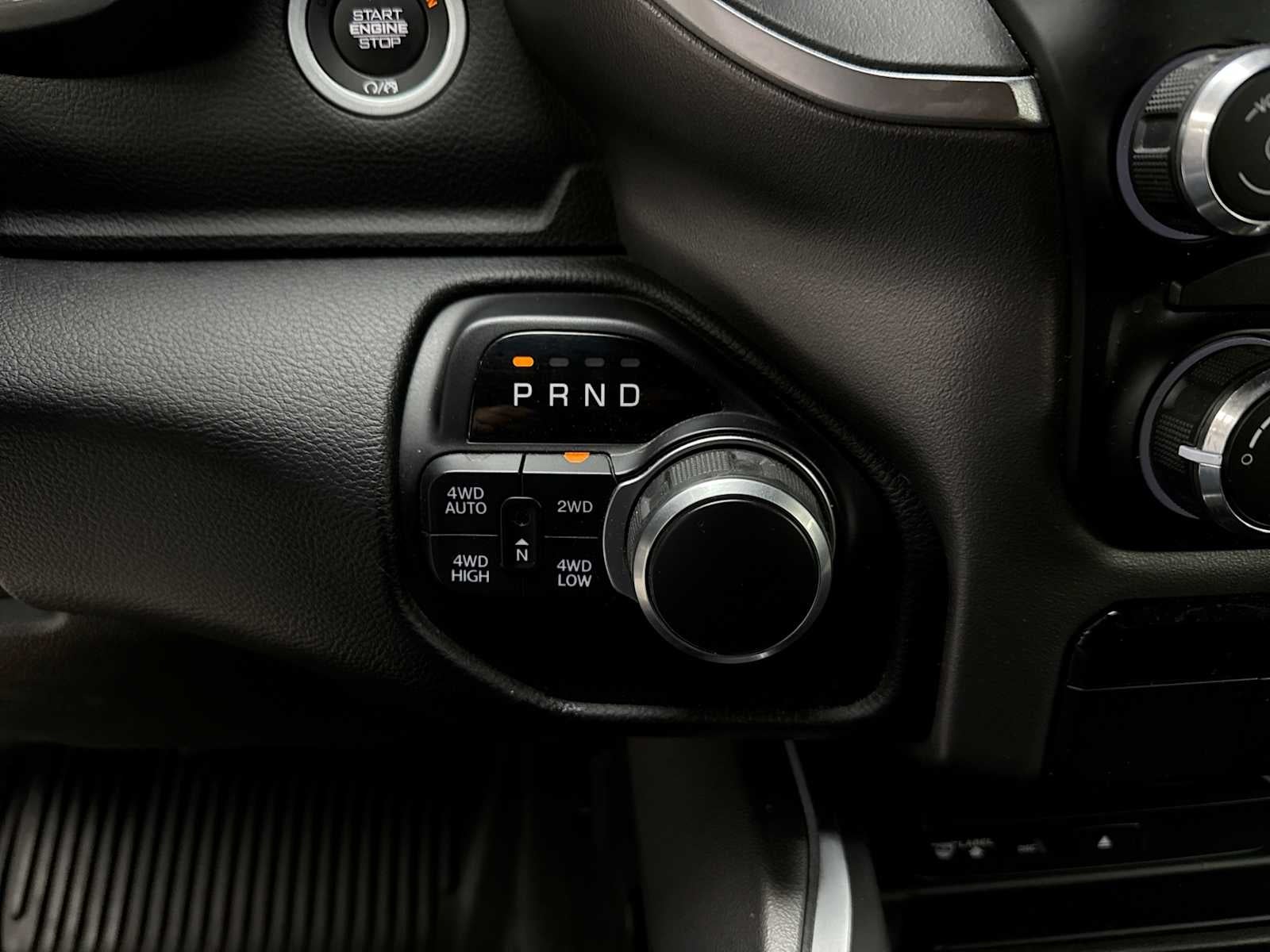 2019 RAM 1500 Big Horn/Lone Star Crew Cab 4x4 5'7" Box