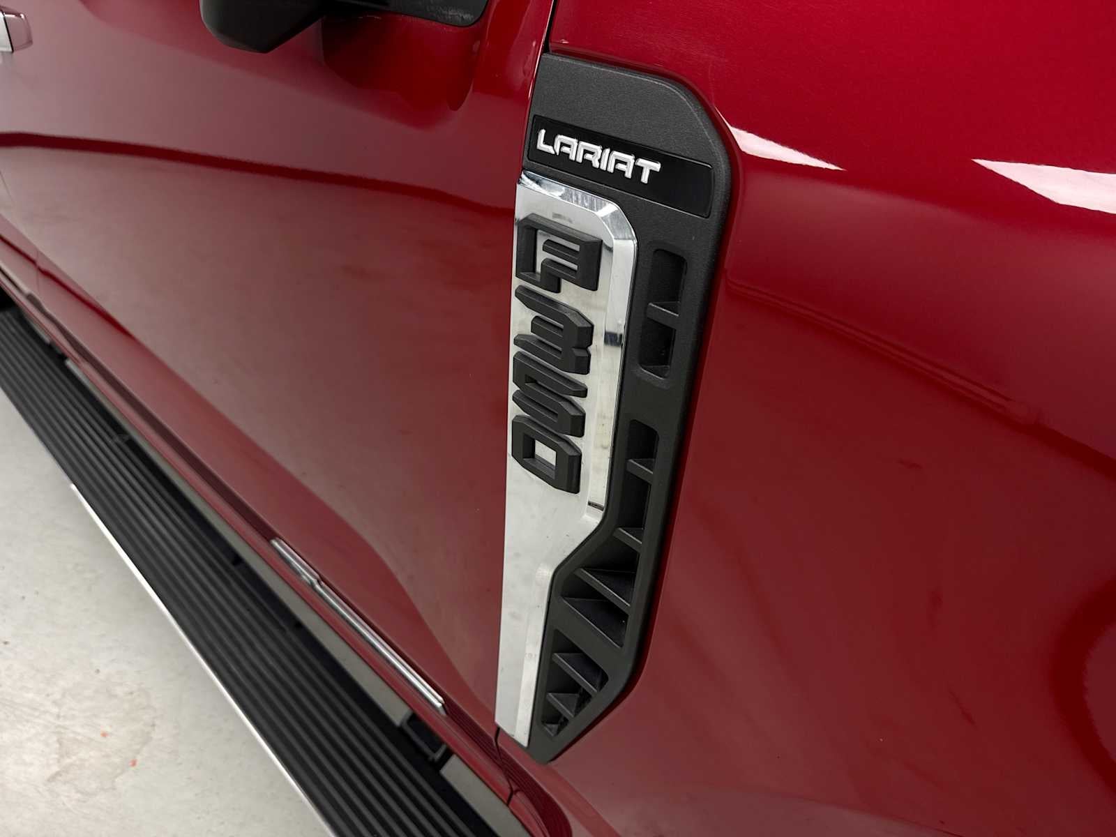 2023 Ford F-350 LARIAT