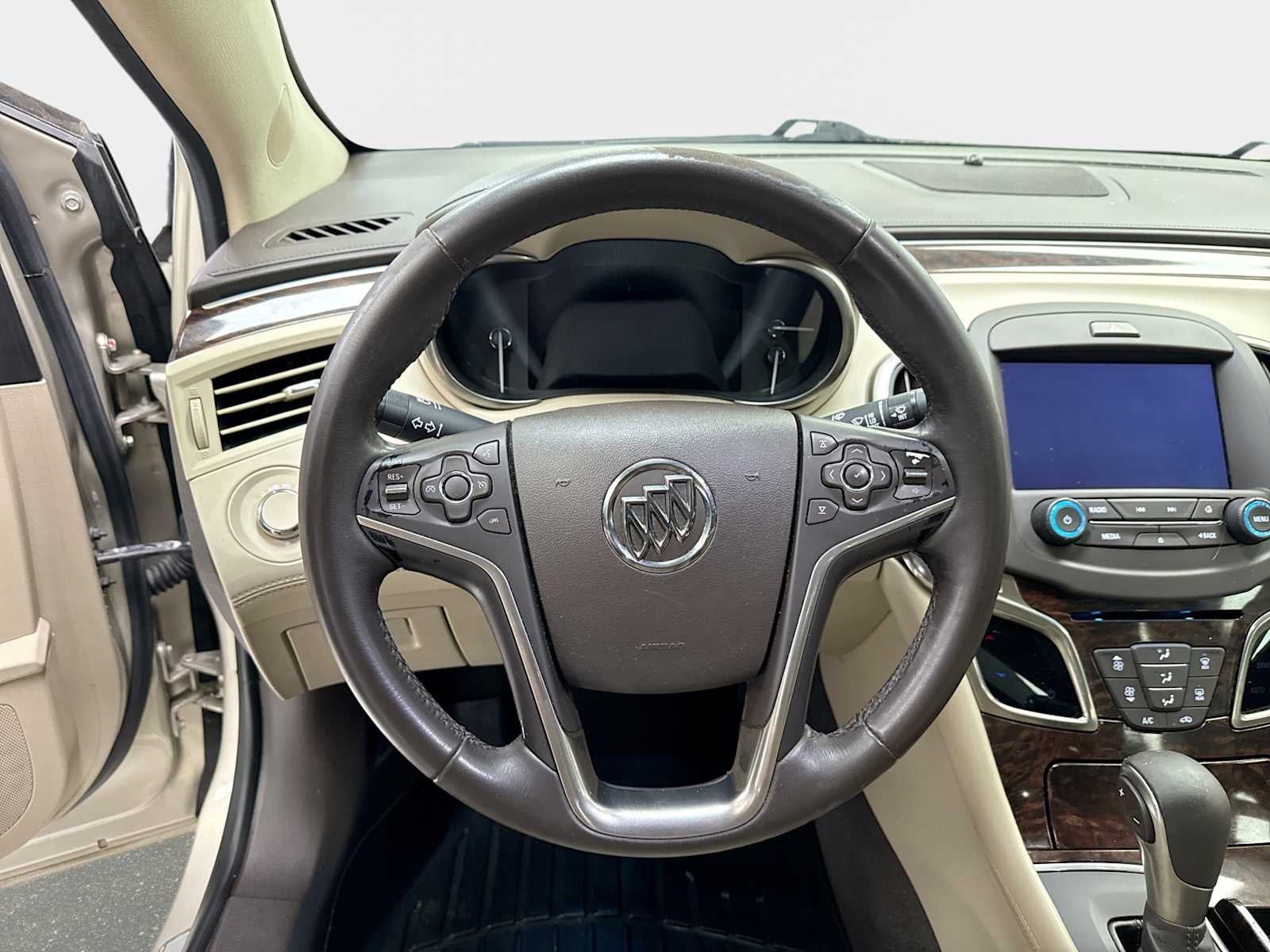 2016 Buick LaCrosse Base