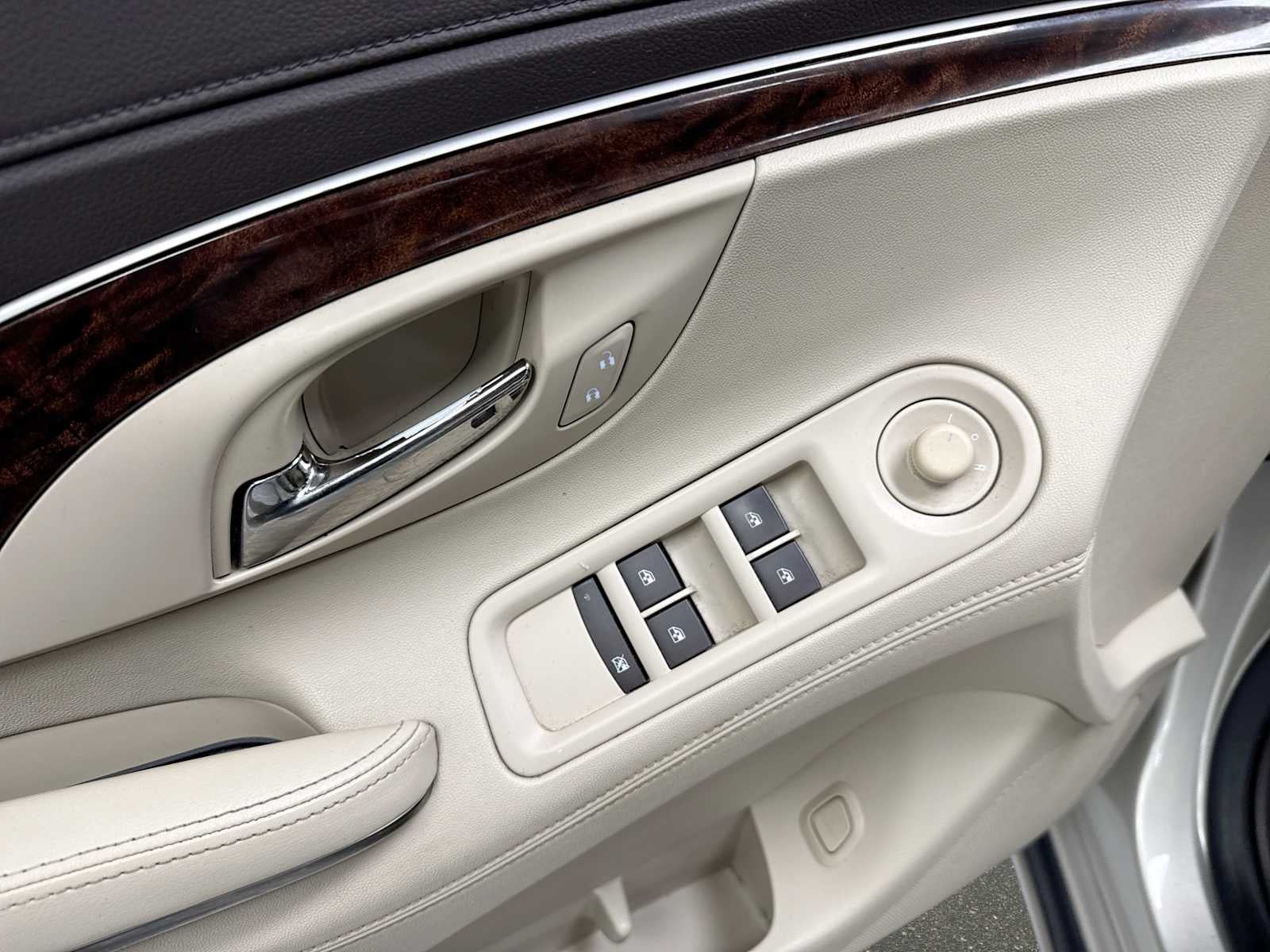 2016 Buick LaCrosse Base