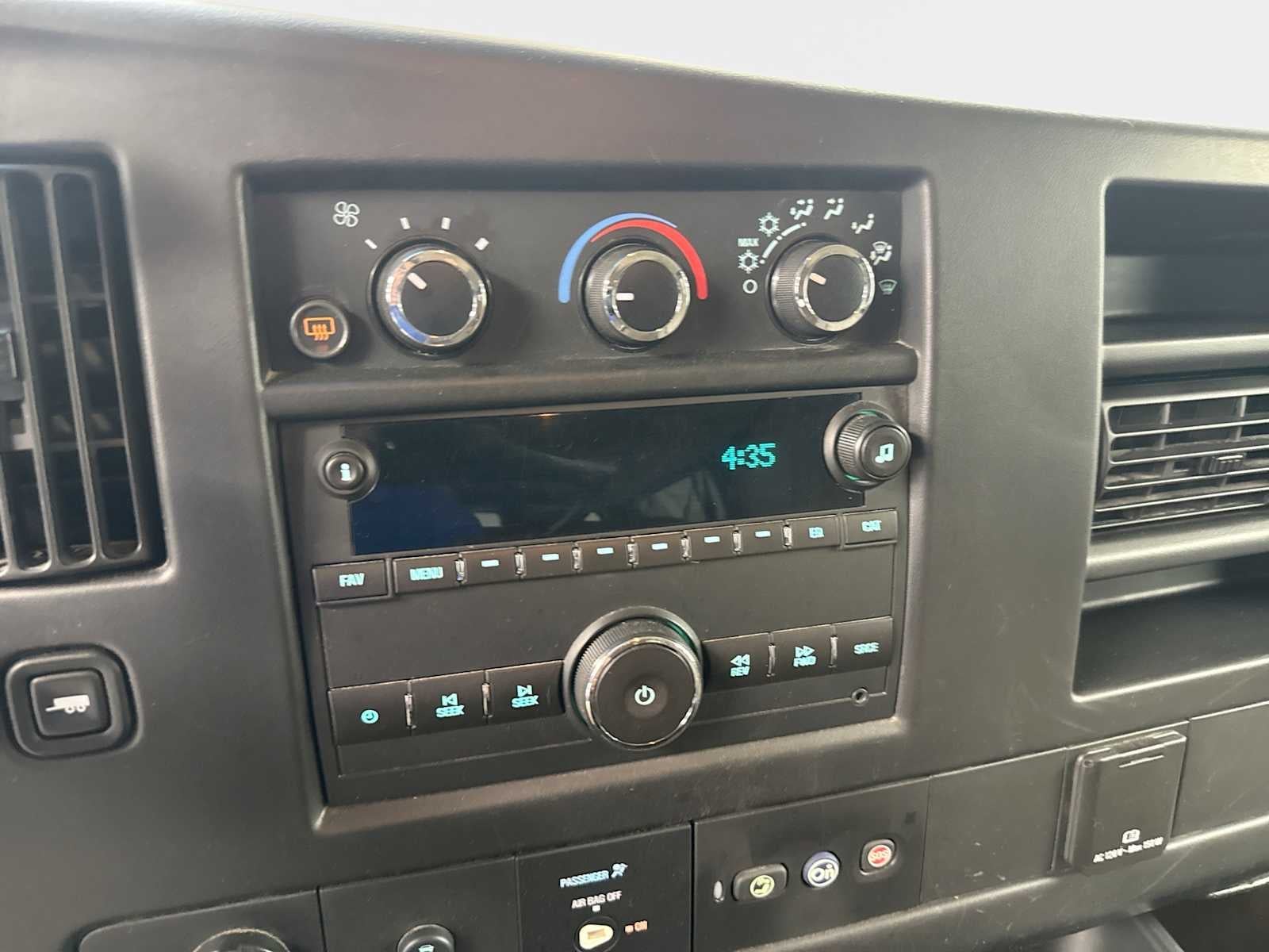 2015 Chevrolet Express Passenger 3500 LT