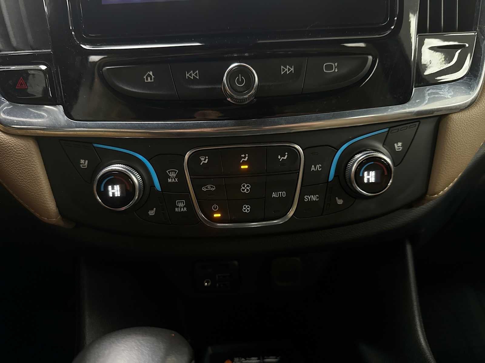 2022 Chevrolet Traverse Premier