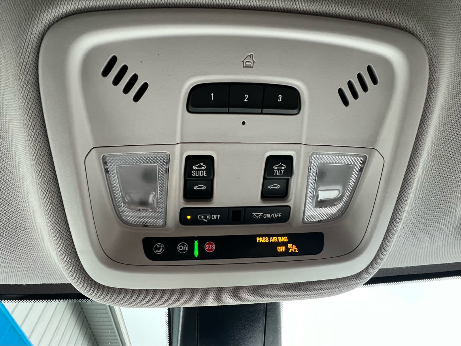 2020 Chevrolet Traverse Premier