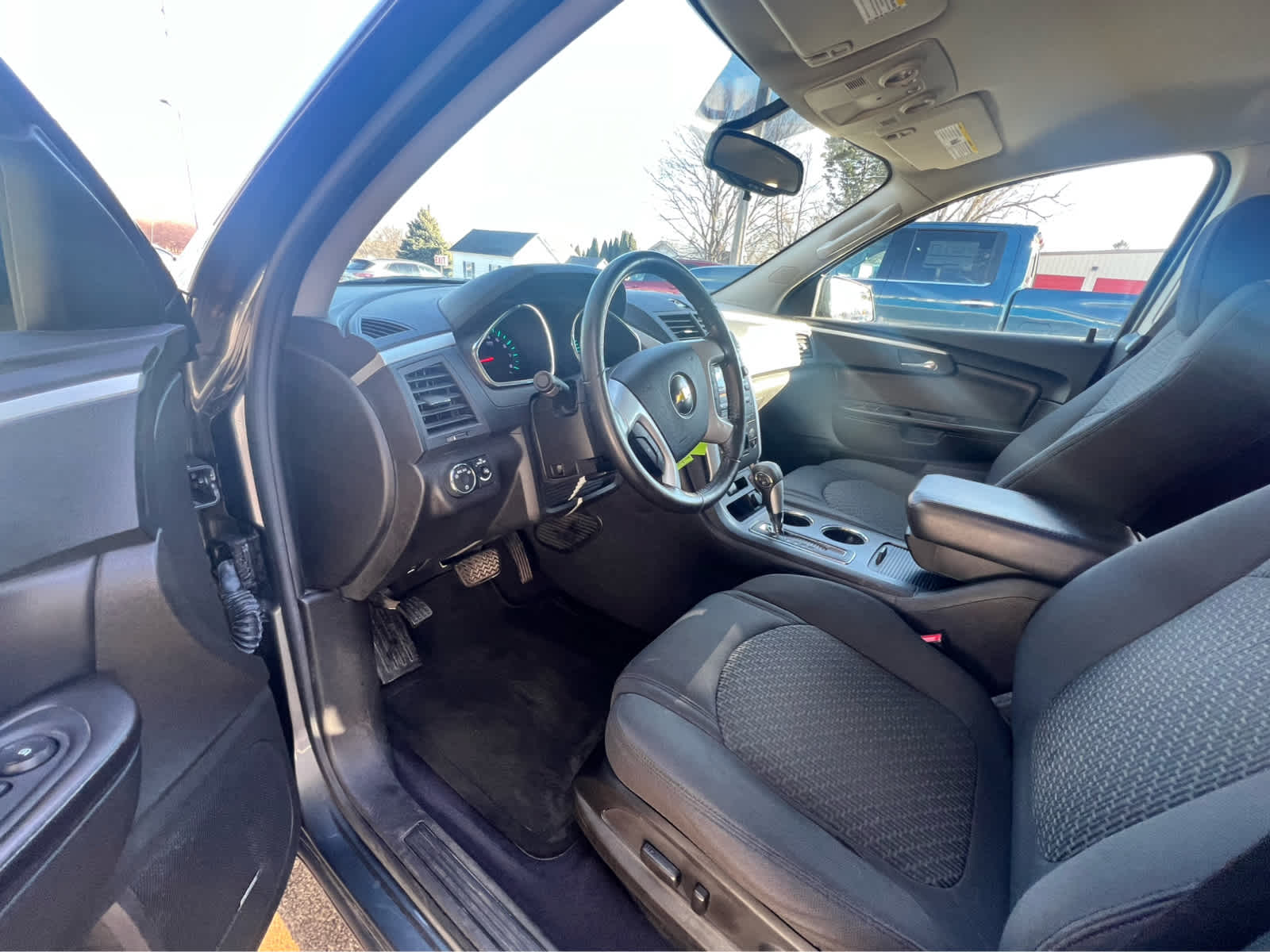 2011 Chevrolet Traverse LT w/1LT