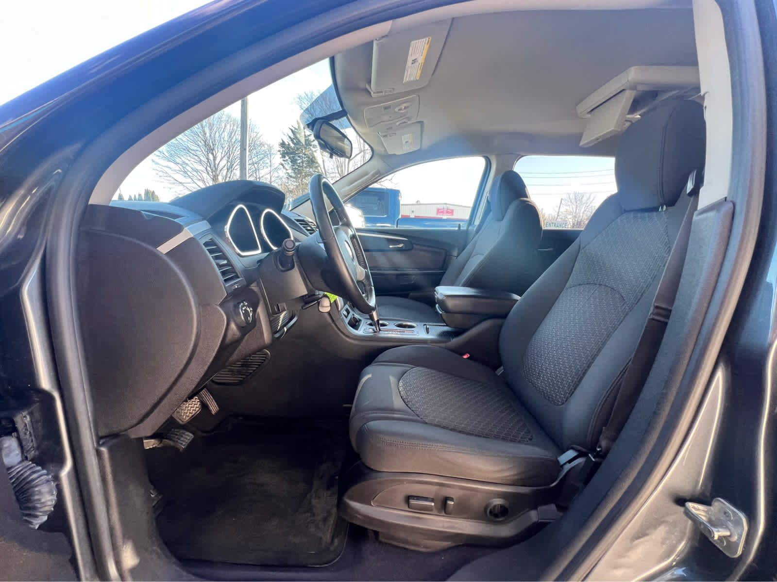 2011 Chevrolet Traverse LT w/1LT