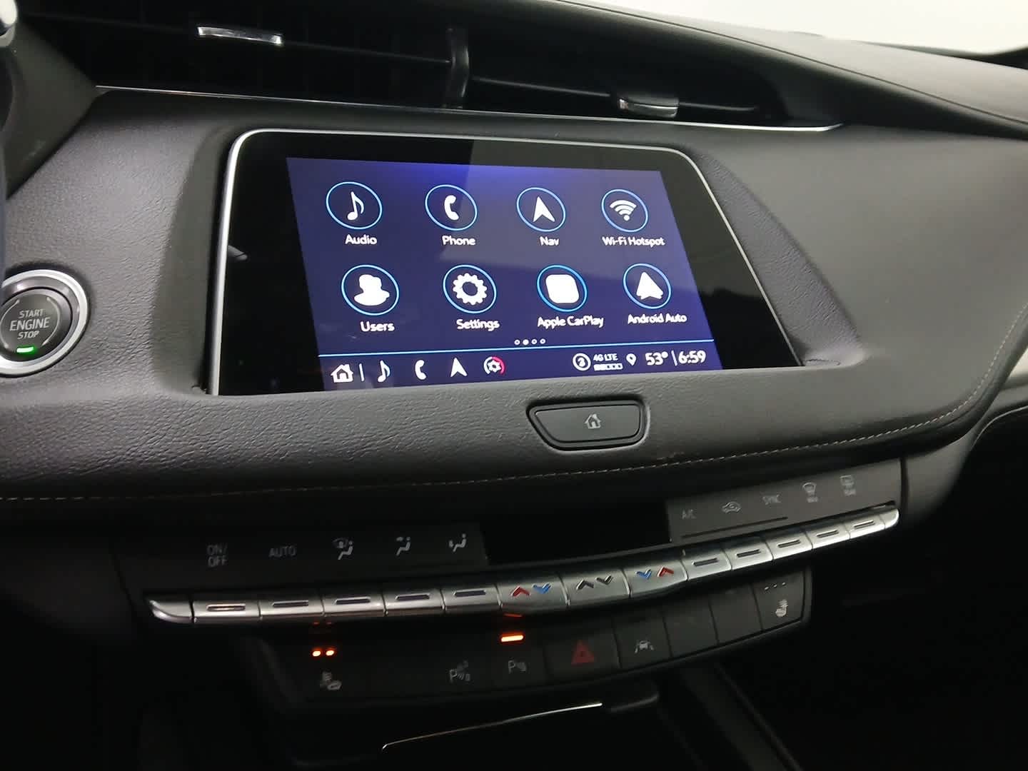 2022 Cadillac XT4 Premium Luxury