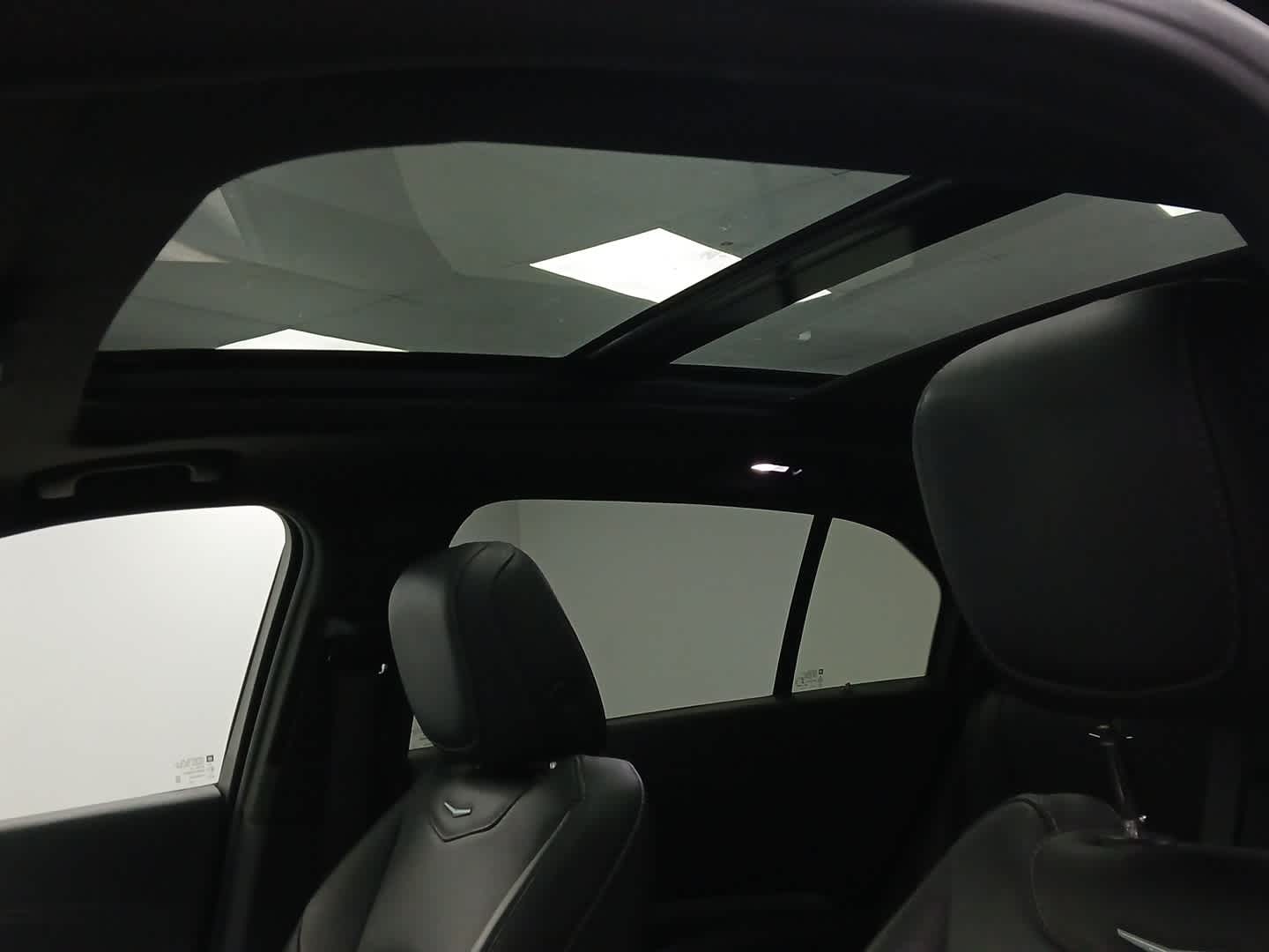 2022 Cadillac XT4 Premium Luxury