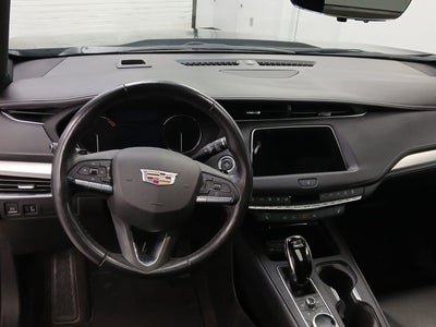 2022 Cadillac XT4 Premium Luxury