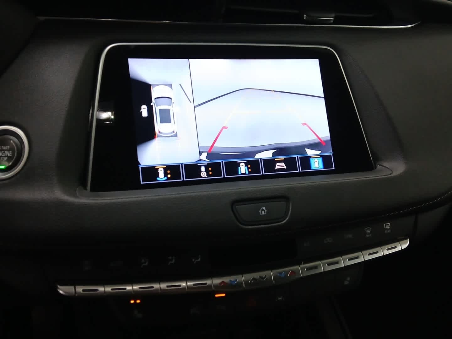 2022 Cadillac XT4 Premium Luxury