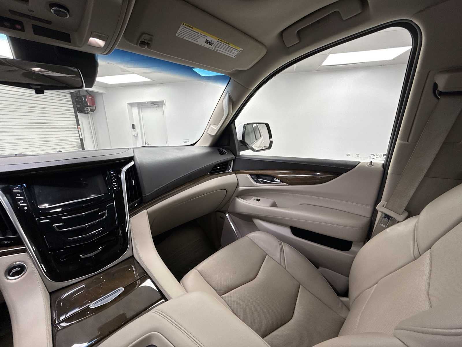 2019 Cadillac Escalade Luxury