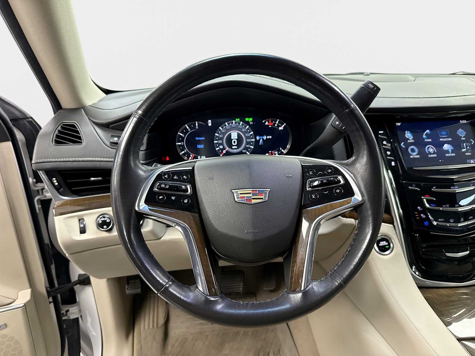 2019 Cadillac Escalade Luxury