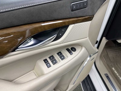 2019 Cadillac Escalade Luxury