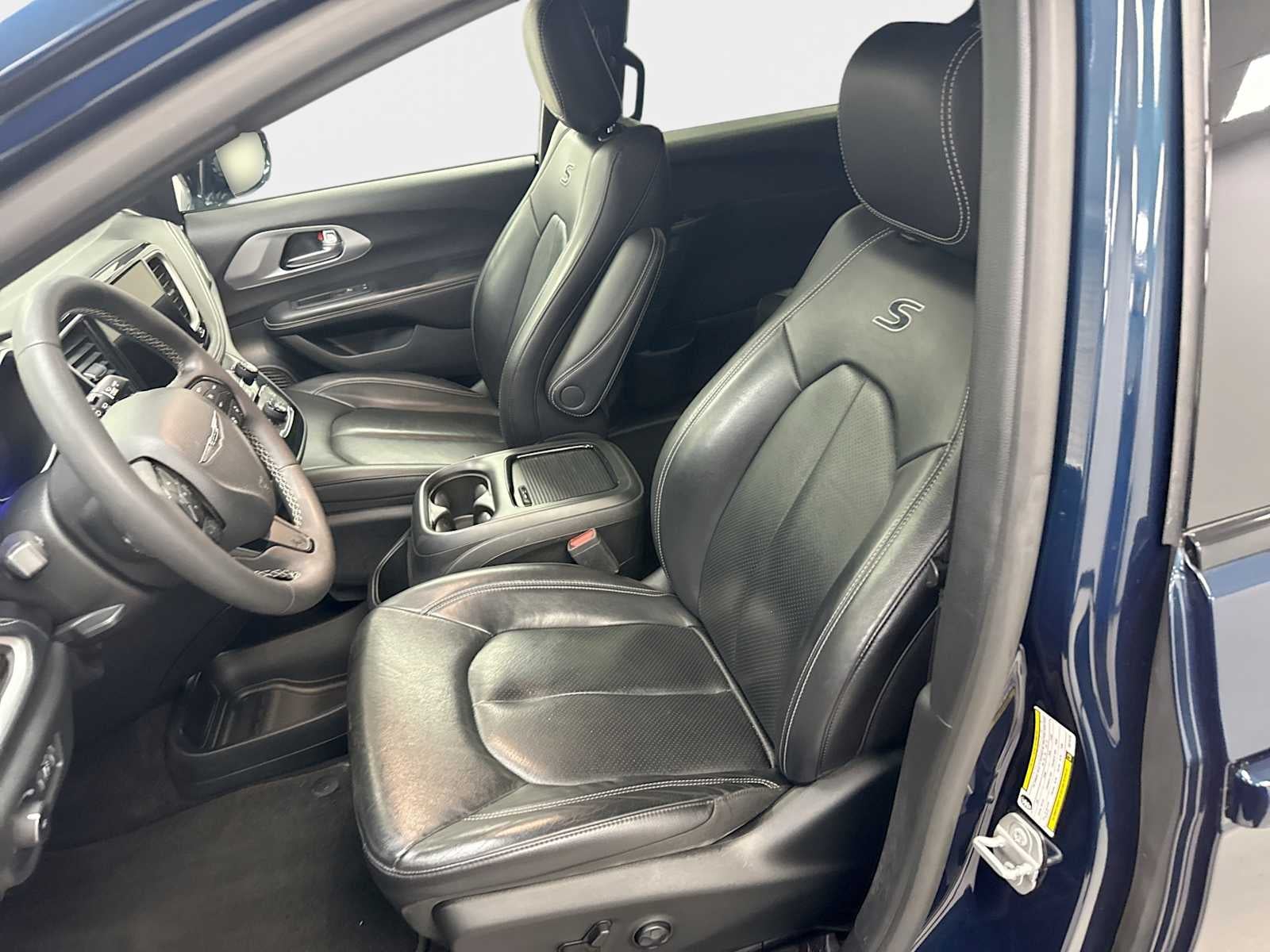 2022 Chrysler Pacifica Hybrid Touring L