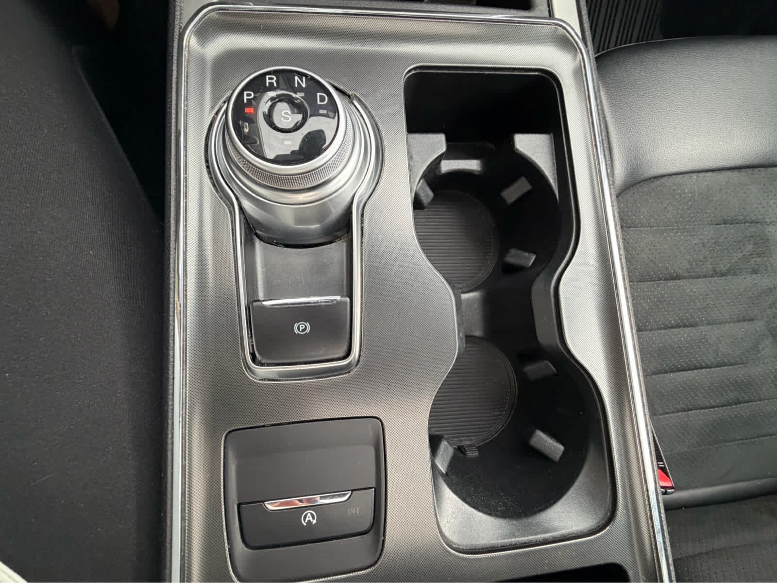 2022 Ford Edge ST-Line