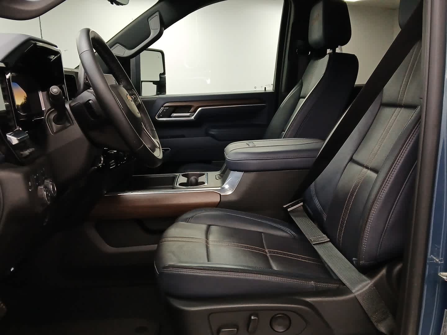 2024 Chevrolet Silverado 3500 HD High Country