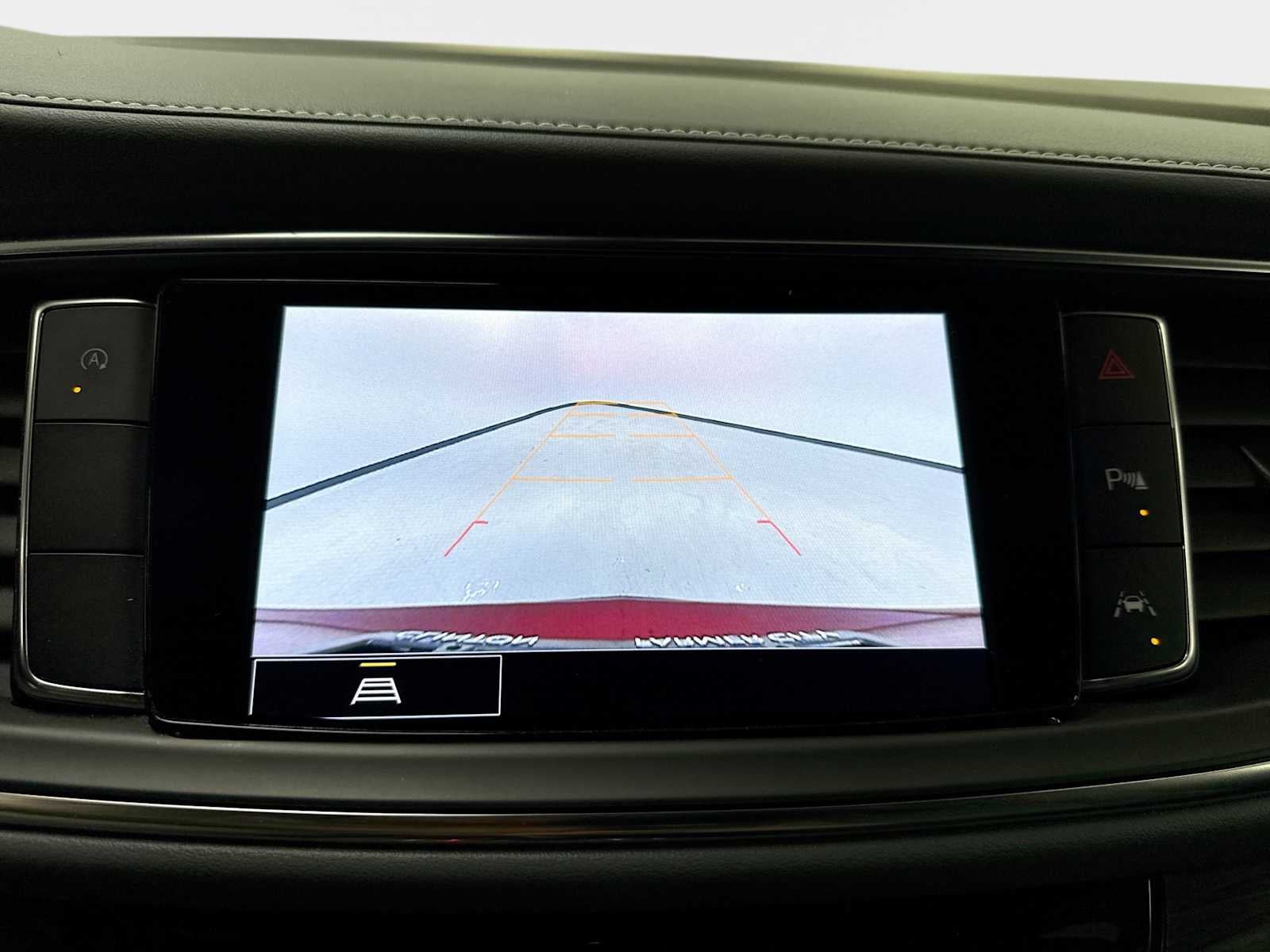 2022 Buick Enclave Essence