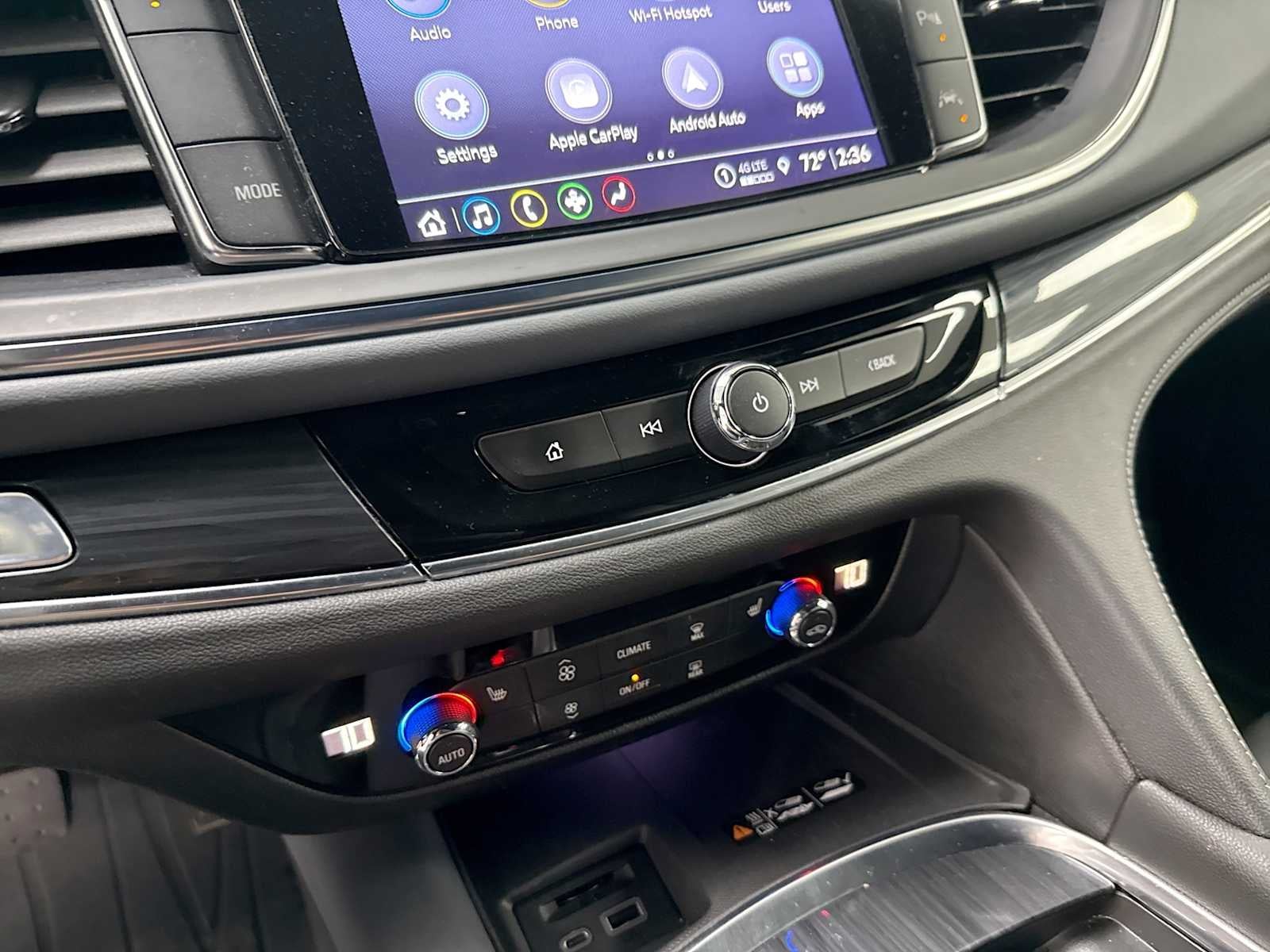 2023 Buick Enclave Essence