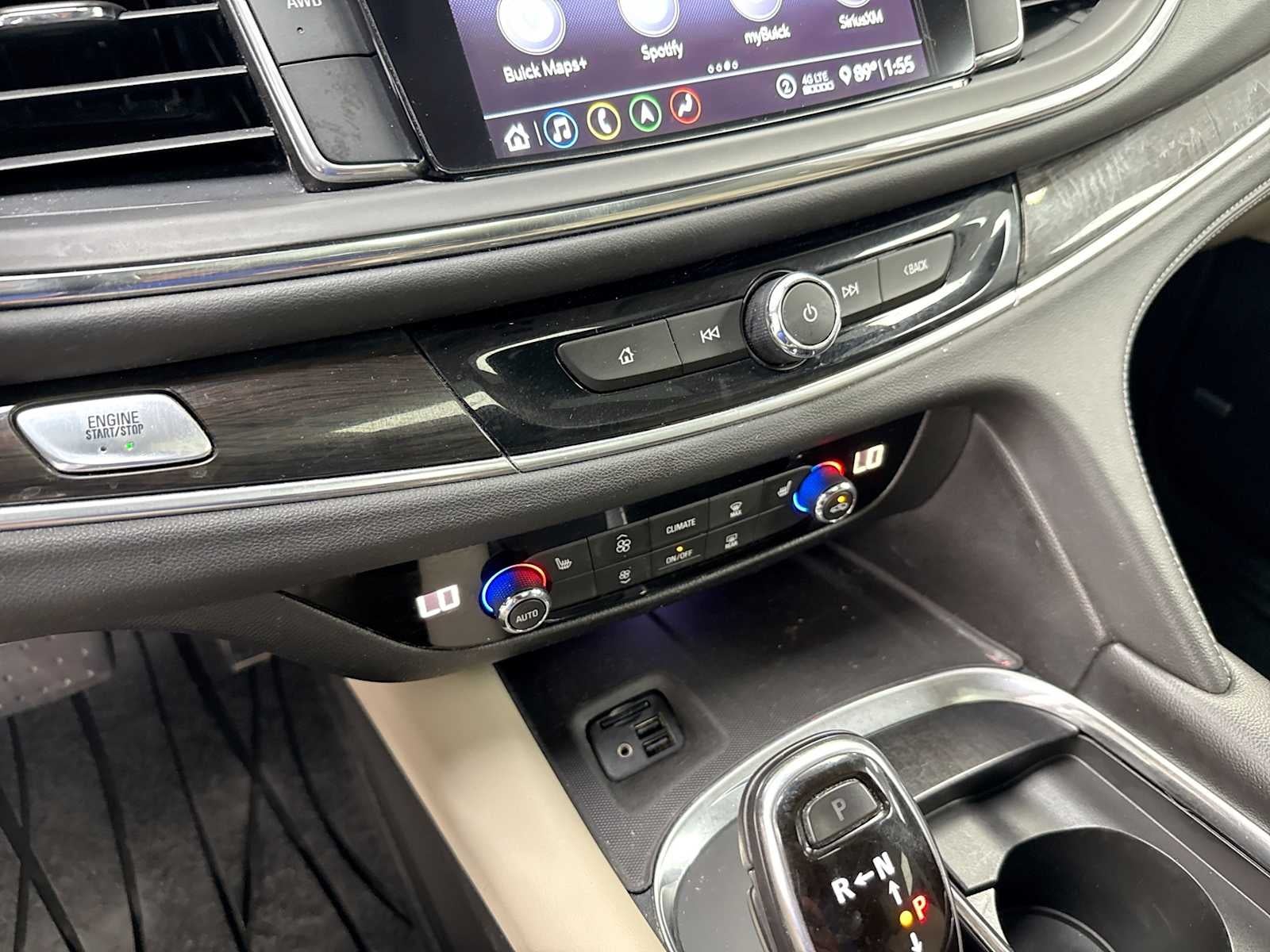 2021 Buick Enclave Essence