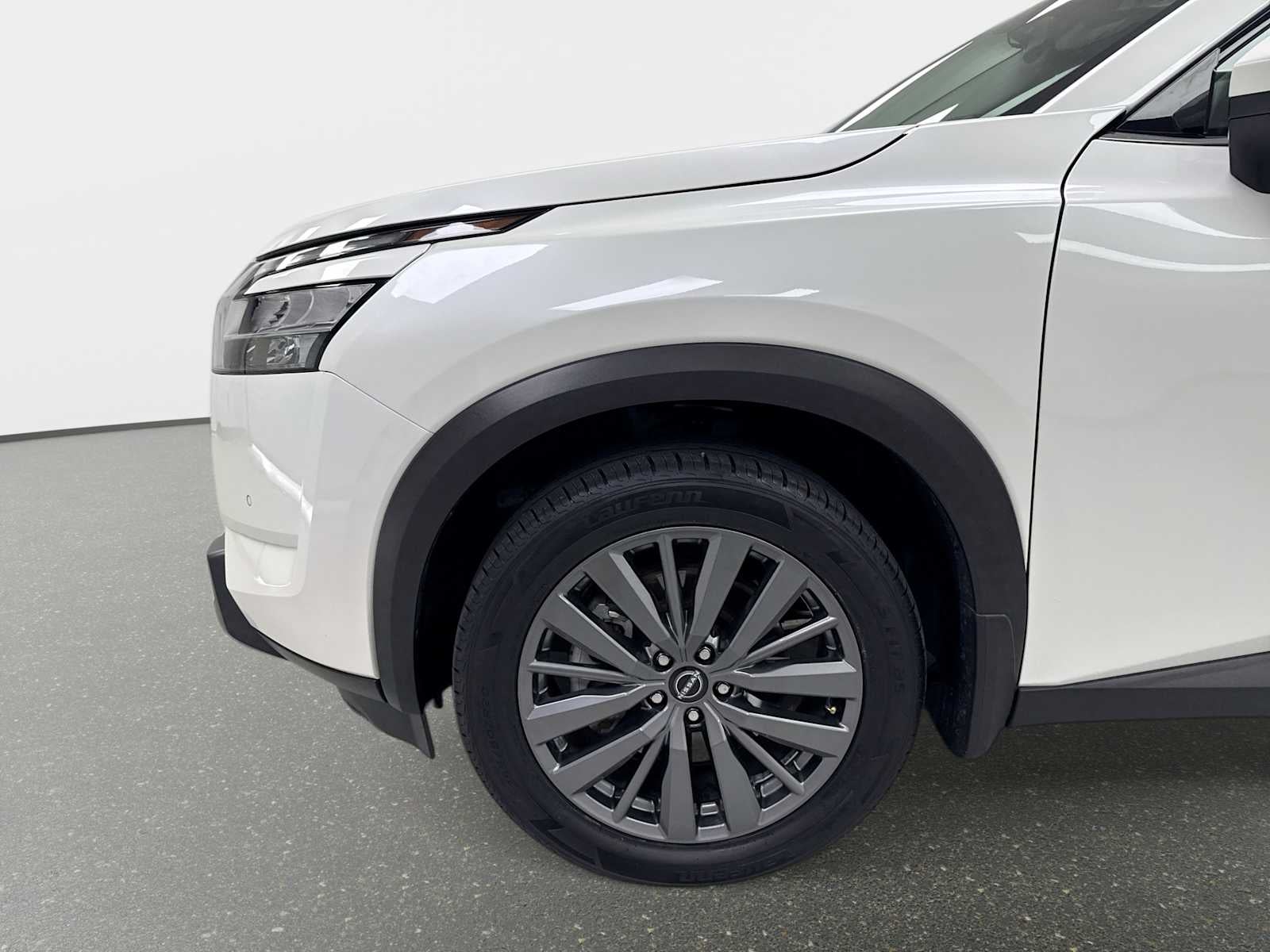 2024 Nissan Pathfinder SL 4WD