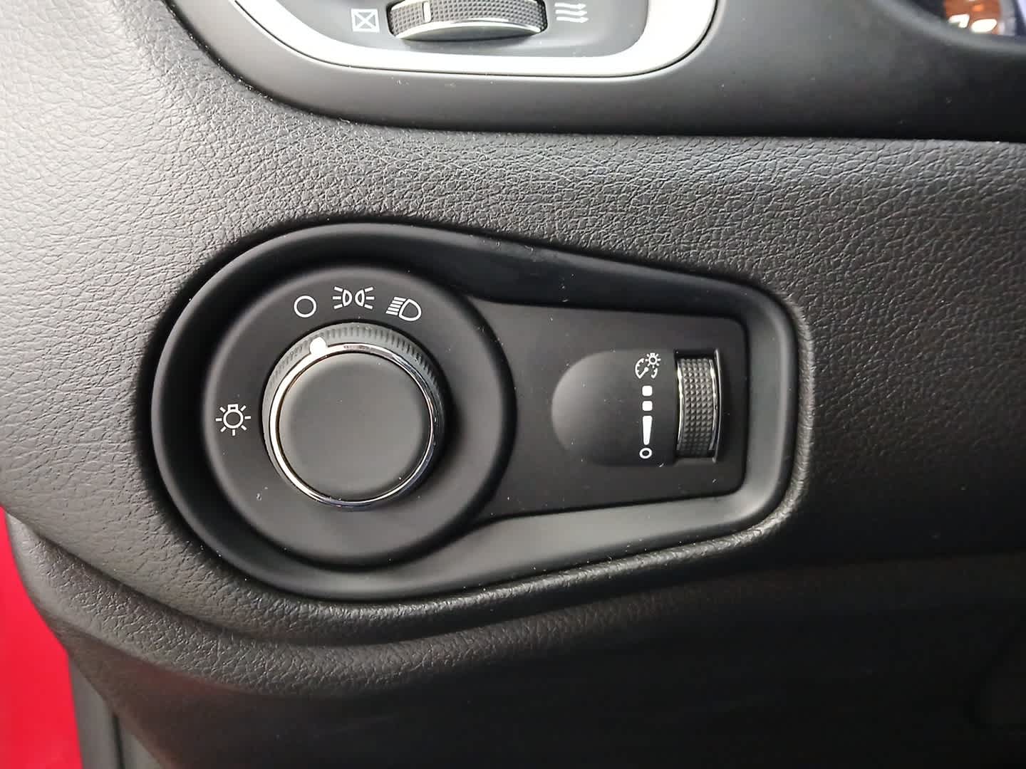 2021 Jeep Renegade Jeepster FWD