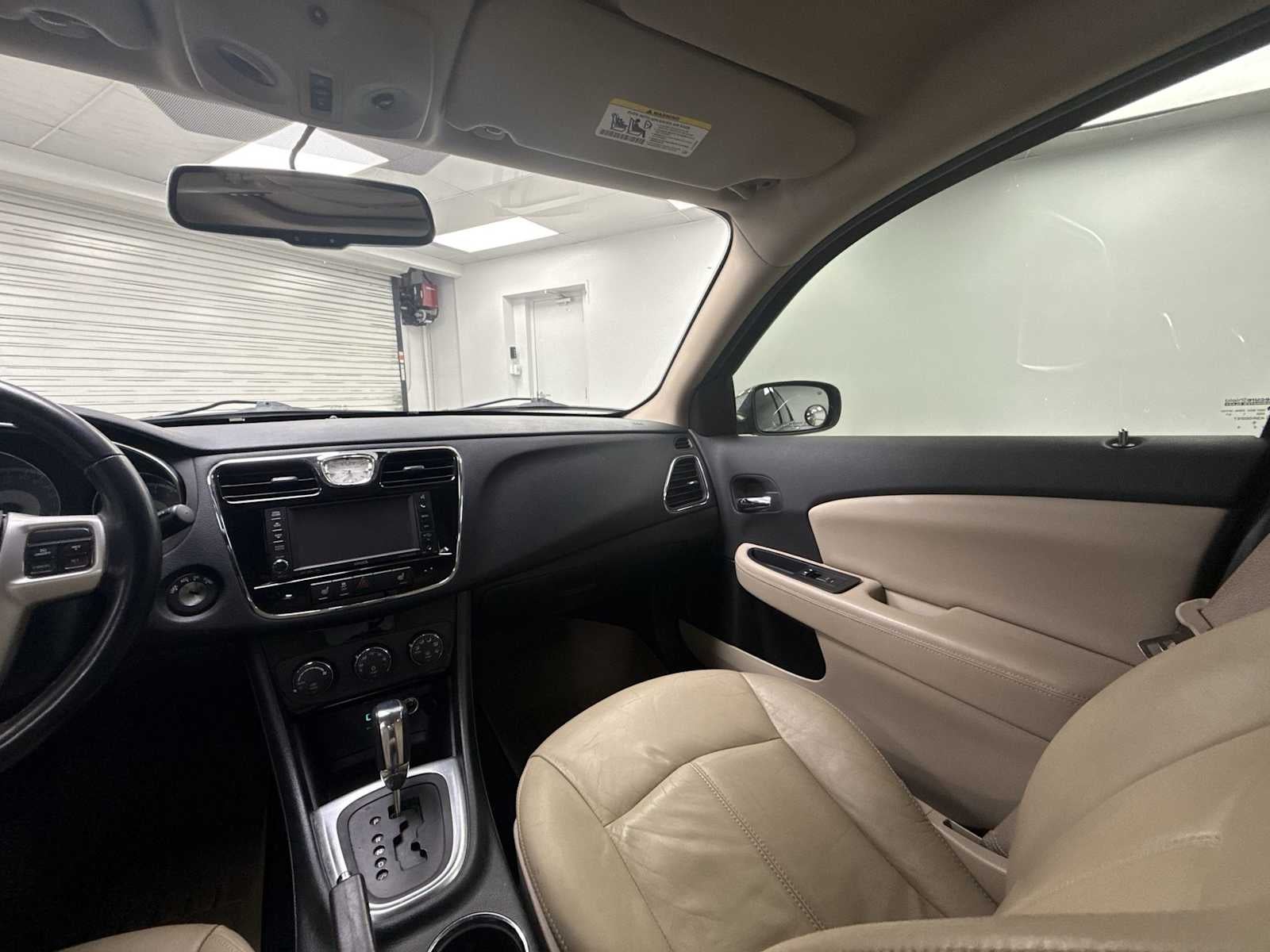 2012 Chrysler 200 Limited