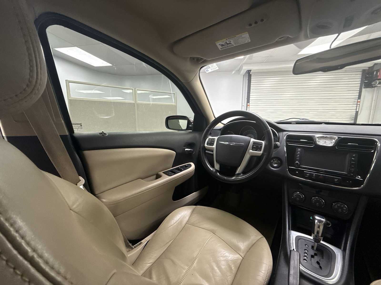 2012 Chrysler 200 Limited