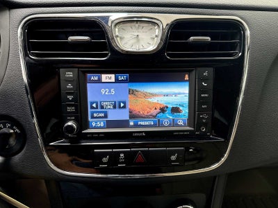 2012 Chrysler 200 Limited