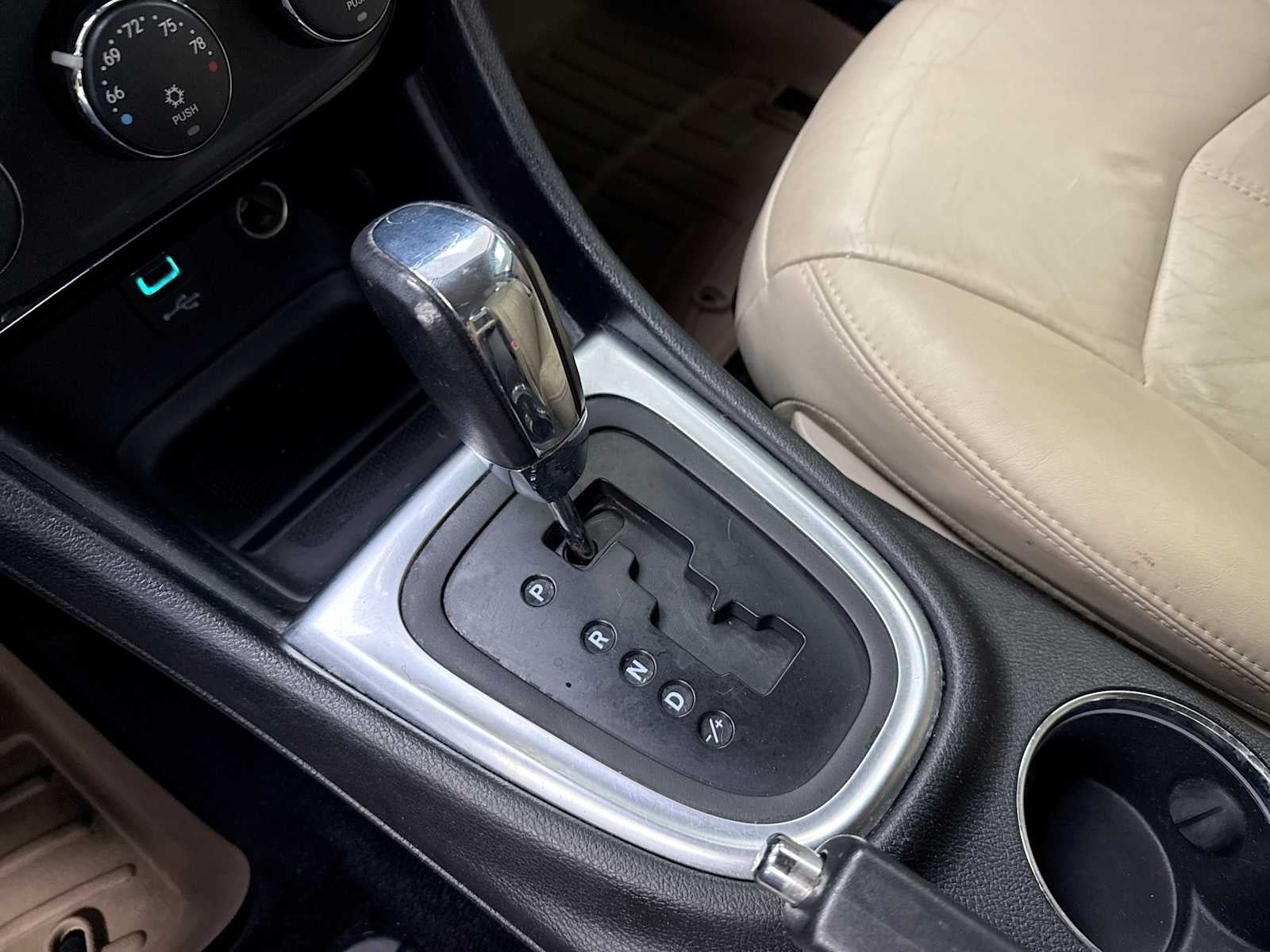 2012 Chrysler 200 Limited