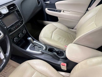 2012 Chrysler 200 Limited