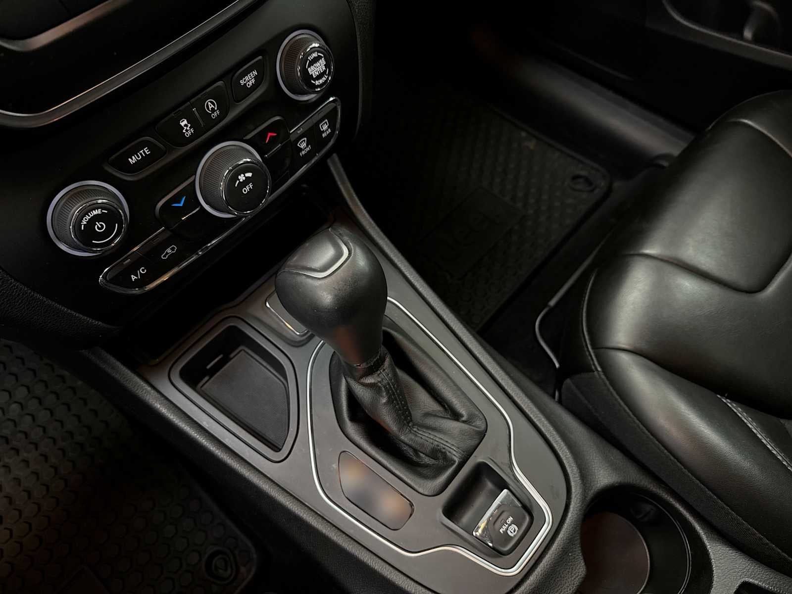 2020 Jeep Cherokee Latitude Plus FWD