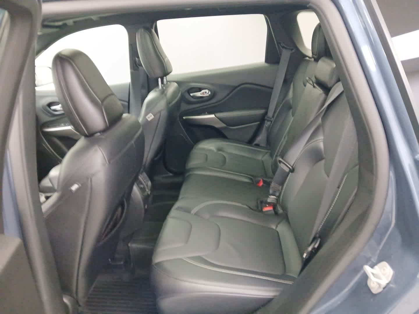 2021 Jeep Cherokee 80th Anniversary FWD