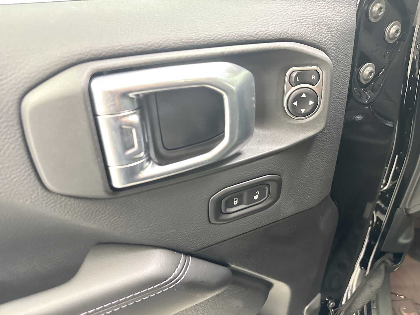 2027 Jeep Wrangler WRANGLER 4-DOOR REWIND