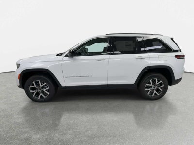 2027 Jeep Grand Cherokee GRAND CHEROKEE LAREDO X 4X4