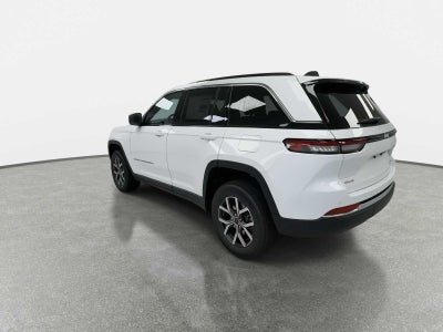 2027 Jeep Grand Cherokee GRAND CHEROKEE LAREDO X 4X4