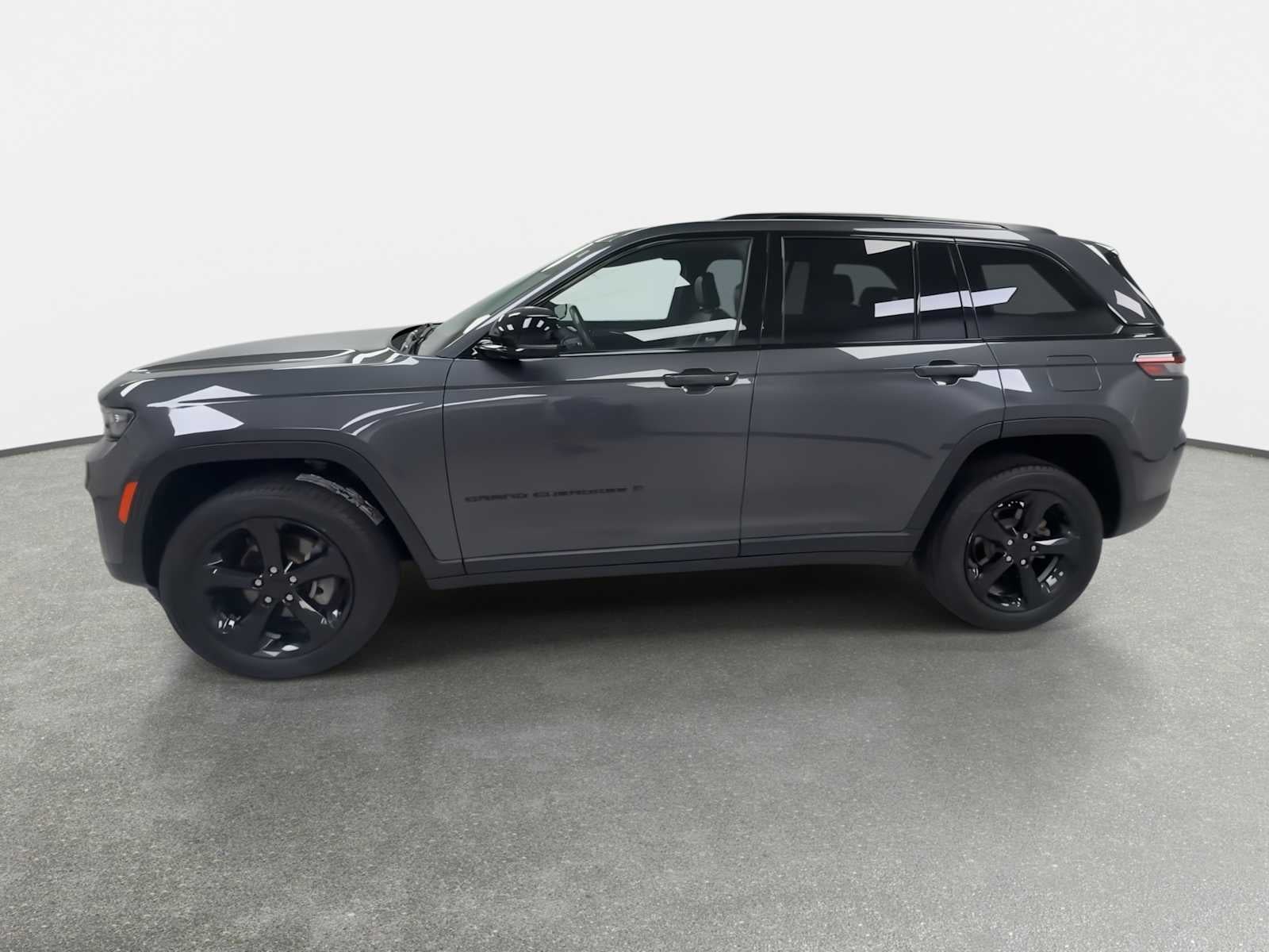 2022 Jeep Grand Cherokee Altitude 4x4