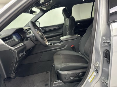 2025 Jeep Grand Cherokee GRAND CHEROKEE LAREDO 4X4