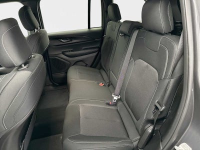 2025 Jeep Grand Cherokee GRAND CHEROKEE LAREDO 4X4