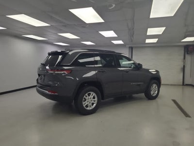 2025 Jeep Grand Cherokee GRAND CHEROKEE LAREDO 4X4