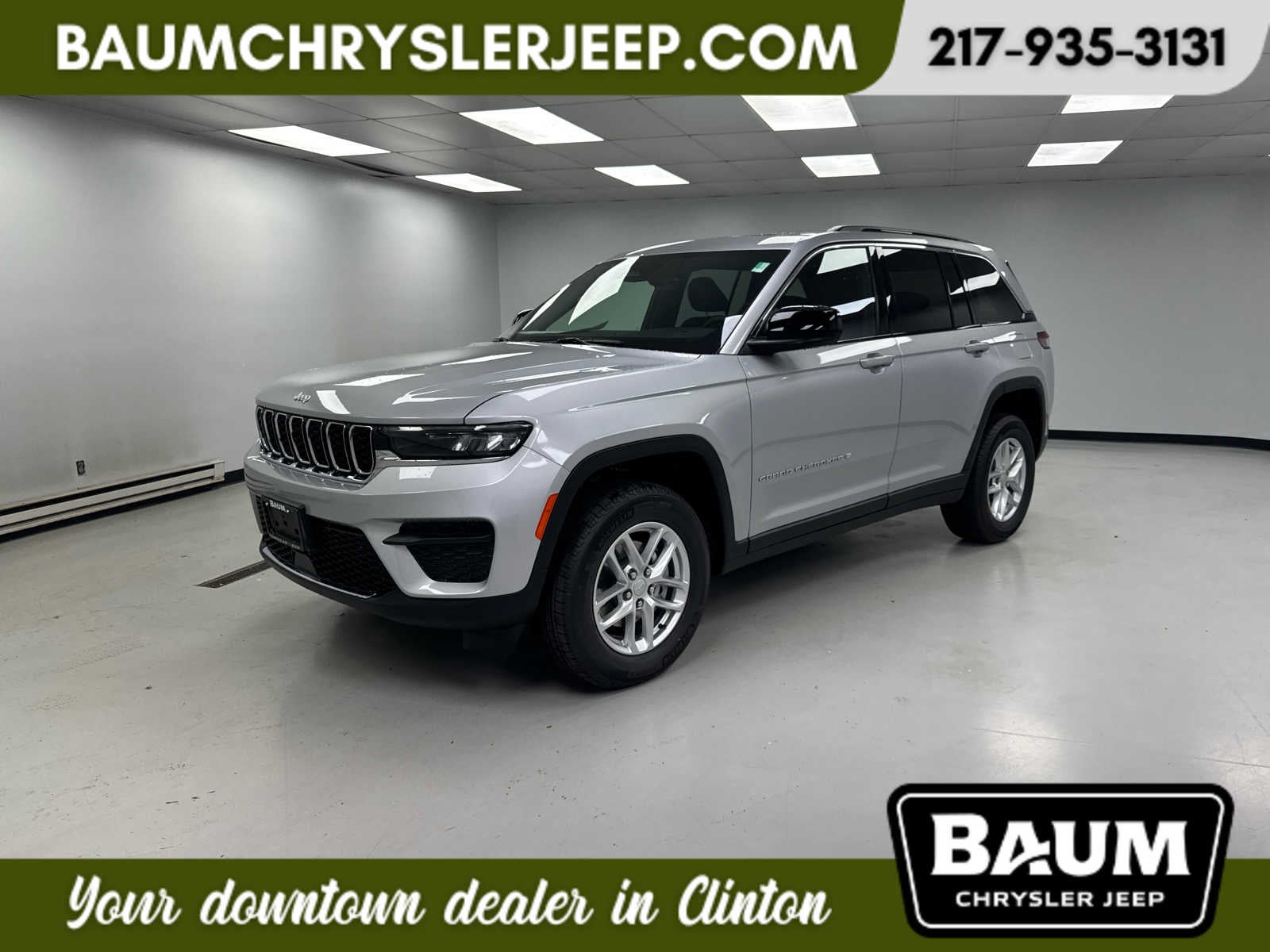 2025 Jeep Grand Cherokee GRAND CHEROKEE LAREDO X 4X4