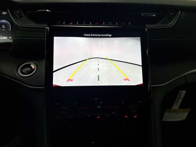 2027 Jeep Grand Cherokee GRAND CHEROKEE LAREDO X 4X4