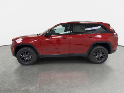2027 Jeep Grand Cherokee GRAND CHEROKEE LAREDO X 4X4