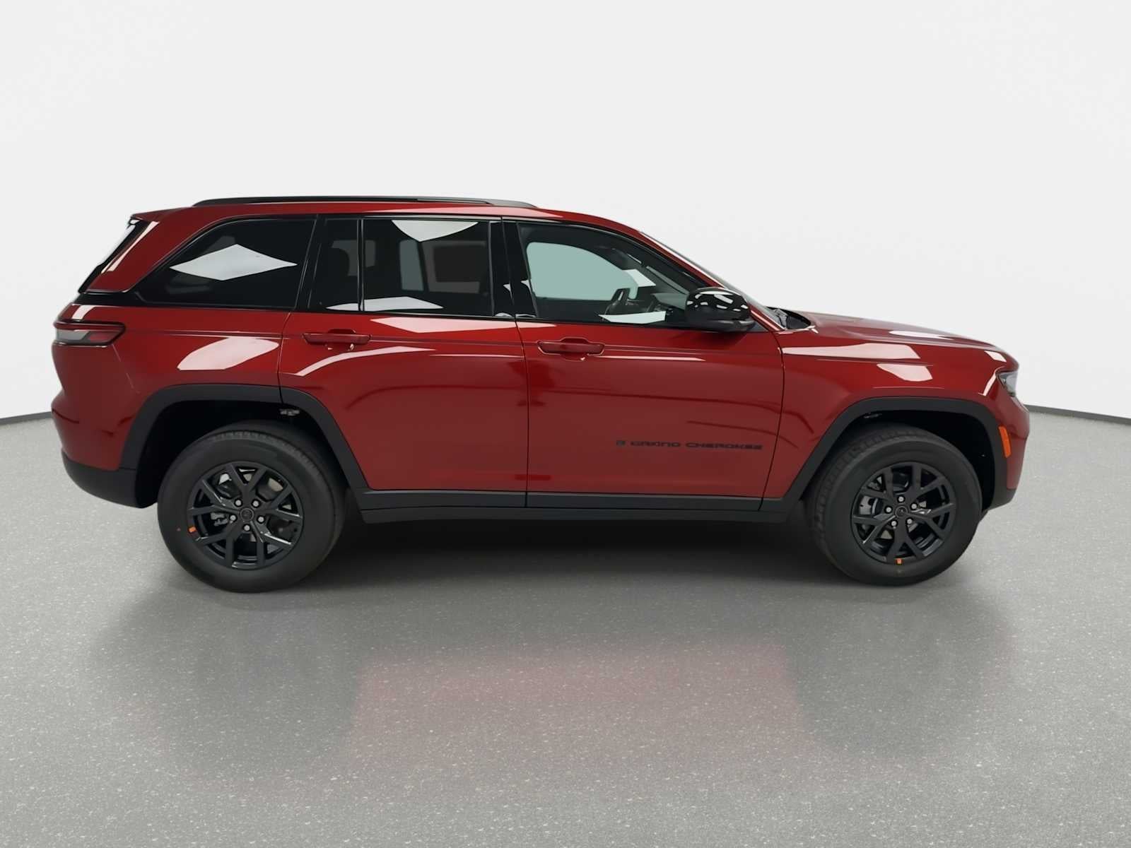 2027 Jeep Grand Cherokee GRAND CHEROKEE LAREDO X 4X4