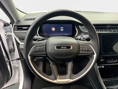 2024 Jeep Grand Cherokee Laredo 4x4