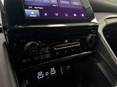 2024 Jeep Grand Cherokee Laredo 4x4