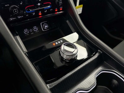 2027 Jeep Grand Cherokee GRAND CHEROKEE LAREDO X 4X4