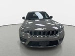 2027 Jeep Grand Cherokee GRAND CHEROKEE LAREDO X 4X4