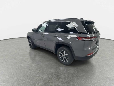 2027 Jeep Grand Cherokee GRAND CHEROKEE LAREDO X 4X4