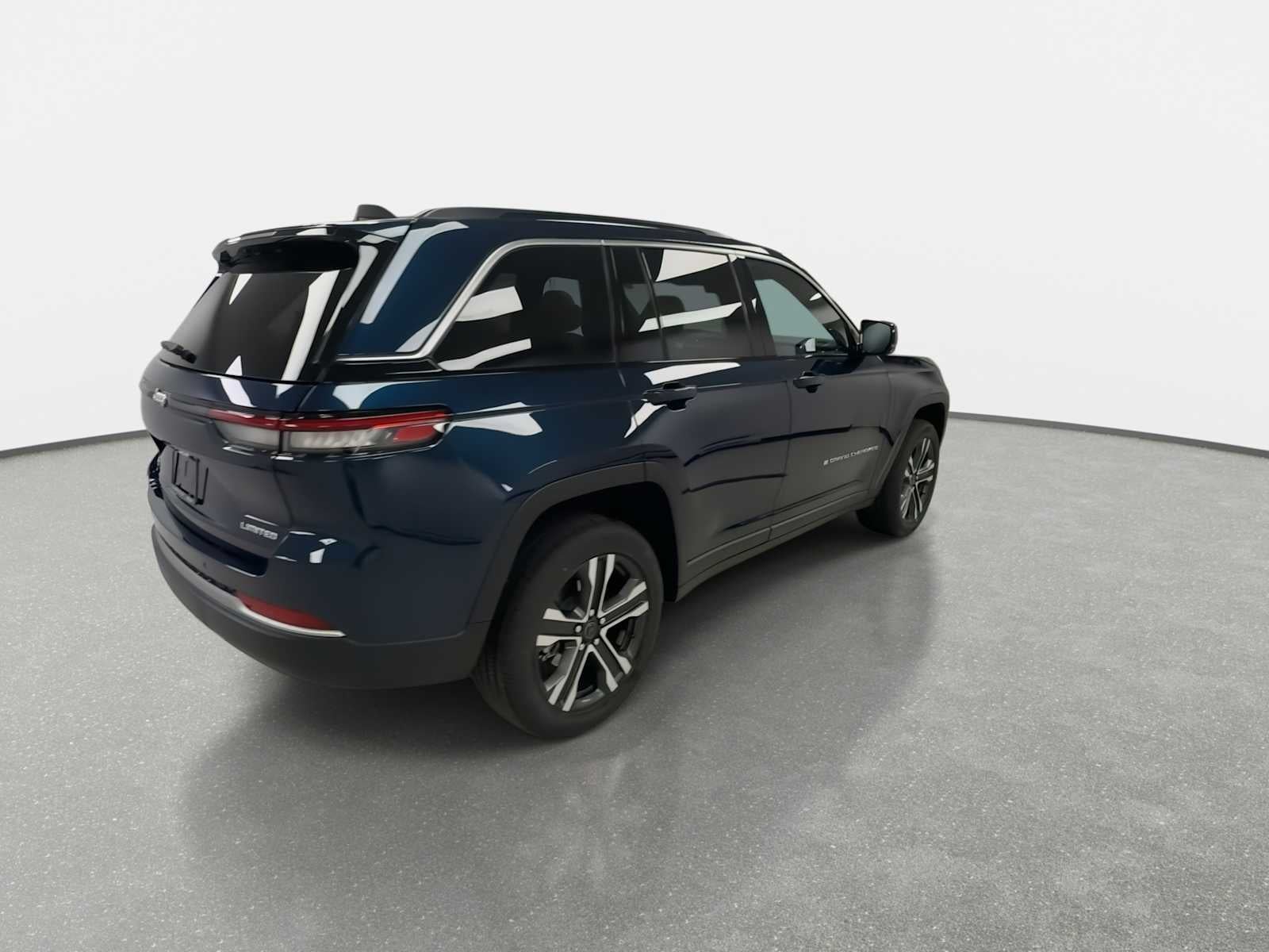 2027 Jeep Grand Cherokee GRAND CHEROKEE LIMITED 4X4